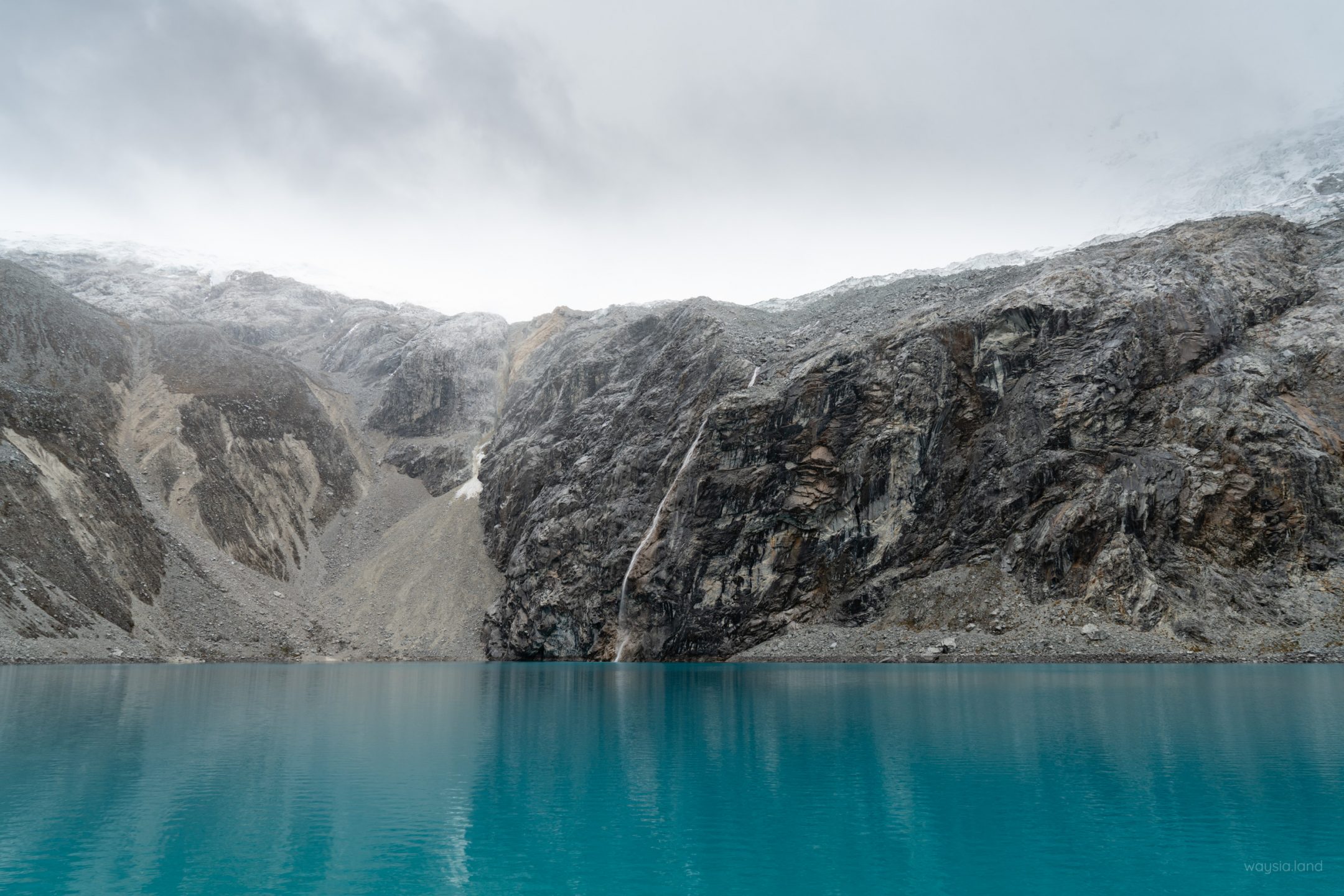 Laguna 69 hike