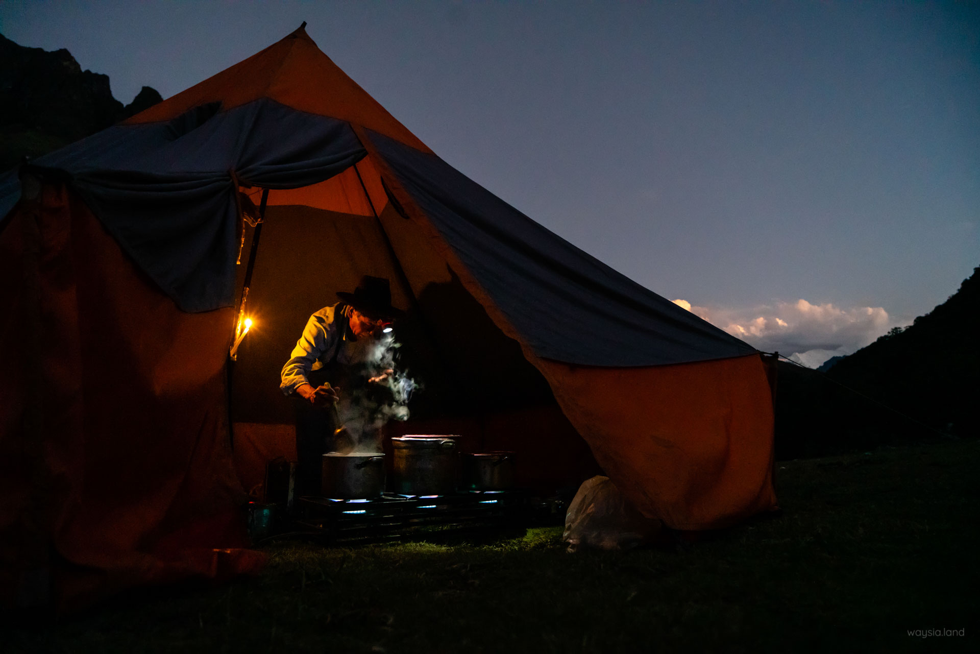 Cook's tent